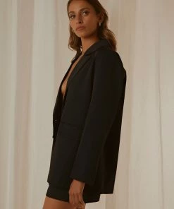 Peppermayo Exclusive - Italian Cities Blazer - Black -Outerwear Shop 1266309353094a7e83452dff4094ea84 1024x1024