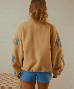 Cools Club - Polar Jacket - Natural Flower -Outerwear Shop 135194cef79f4e04a371360b0b33286a 1024x1024