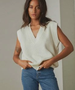 Peppermayo - Everything About You Knit Vest - White