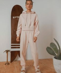 Afends - THC Hemp Cropped Pull On Hood - Ash Pink -Outerwear Shop 22e6a7619dd9480bbeb39fecaa09a31f 1024x1024