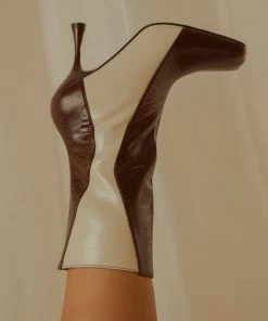 4th & Reckless 4th & Reckless - Tiffany Ankle Boot - Maroon And Cream 9 4th & Reckless 4th & Reckless - Tiffany Ankle Boot - Maroon And Cream -Outerwear Shop 28cbaf5309ac45c7a7ce4f7cfdf95b33 1024x1024