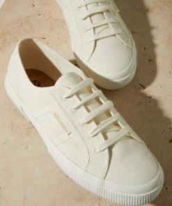 Superga - 2750 Organic Canvas Natural Dy - A02 Red Beet