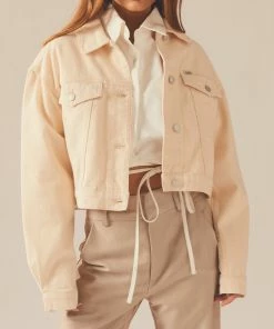 Lee - Baggy Crop Jacket - White Sand -Outerwear Shop 2fb8b14427d840e7bb746866e21bfba0 1024x1024