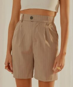 4th & Reckless 4th & Reckless - Sia Short - Grey Pinstripe -Outerwear Shop 347631a670ae447bacf1ffd250a6c986 1024x1024