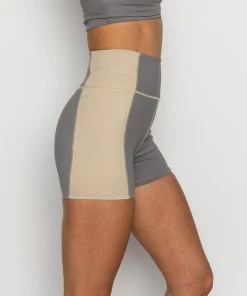 Peppermayo Exclusive - Ski Resort Cycle Shorts - Charcoal Contrast -Outerwear Shop 4060c78d56bc49e09b2232abac189e36 1024x1024