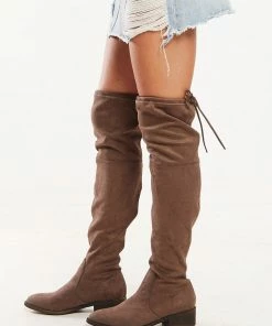 Lipstik Shoes - Magda Boot - Mocha -Outerwear Shop 40a8786066ed42a8bd1b8966fa4590e6 1024x1024