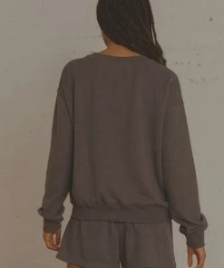 Vacancy Supply - The Essential Crew - Faded Black -Outerwear Shop 41402c76a00f4e148dd2dc0a26a32600 1024x1024