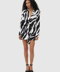 4th & Reckless 4th & Reckless - Karim Blazer - Zebra 10 4th & Reckless 4th & Reckless - Karim Blazer - Zebra -Outerwear Shop 54b8e001a0ef433d9bca519545f5b33a 1024x1024