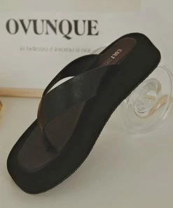 Cult Avenue - Style Muse Sandal - Black 8 Cult Avenue - Style Muse Sandal - Black -Outerwear Shop 5568359d94bc4a49b85e5567e9dce851 1024x1024