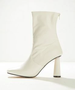 4th & Reckless 4th & Reckless - Liberty Ankle Boot - Off White 12 4th & Reckless 4th & Reckless - Liberty Ankle Boot - Off White -Outerwear Shop 64d803da804046abb51d648ee8afa2d8 1024x1024