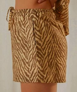 Charlie Holiday - Payne Short - Zebra -Outerwear Shop 6647eed9d7304f55a14751b3252efb7b 1024x1024