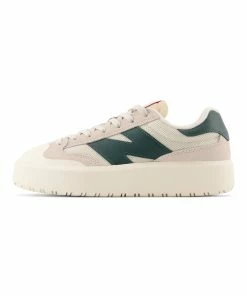 New Balance - 302 Sneaker - White -Outerwear Shop 6d231d094a5f4d98af2560abea6bcc32 1024x1024