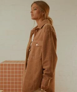 Nude Lucy - Paige Corduroy Shacket - Coffee -Outerwear Shop 6d621e6ae29d4aaa8b9128feabbd5370 1024x1024