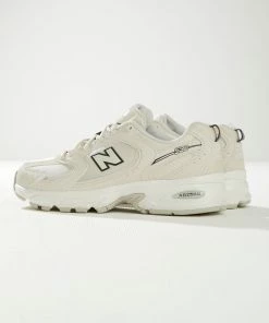 New Balance - 530 Sneaker - Moonbeam -Outerwear Shop 75a9b77b538f45ed827411ba758264cf 72471a05 93ba 4985 87cc 5e7326cf8f9f 1024x1024