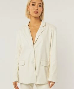 Peppermayo Exclusive - In The Mix Blazer - Ivory Snakeskin -Outerwear Shop 80077474644b4626b27b3f1b90ff3c0b 1024x1024