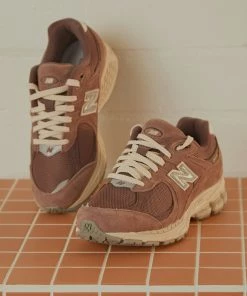 New Balance - 2002RHD Sneaker - Cocoa 10 New Balance - 2002RHD Sneaker - Cocoa -Outerwear Shop 800ed57714f8408cb4eb3d5d3933db21 1024x1024