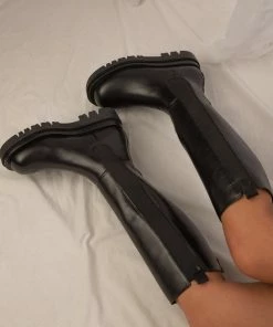 Cult Avenue - Charmaine Boot - Black