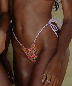 VDM The Label - Reversible Marley Bottom - Mod Floral / Candy Stripe -Outerwear Shop 88470b6a528740c7be84738d4f23164e 1024x1024