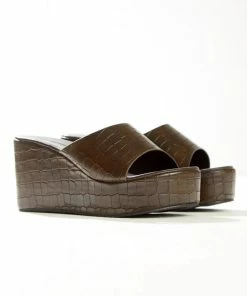 Cult Avenue - Villa Playa Mule Heel - Chocolate Croc 12 Cult Avenue - Villa Playa Mule Heel - Chocolate Croc -Outerwear Shop 8e3a11db9eb947fe95e397818c4e9e73 1024x1024