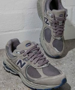New Balance - 2002R Sneaker - Grey -Outerwear Shop 97f976eb52b249fcbb4e870eeedcc78e 1024x1024