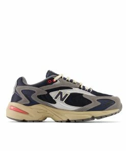 New Balance - 725 Sneaker - Natural Indigo -Outerwear Shop Cropped ml725s 22 1024x1024