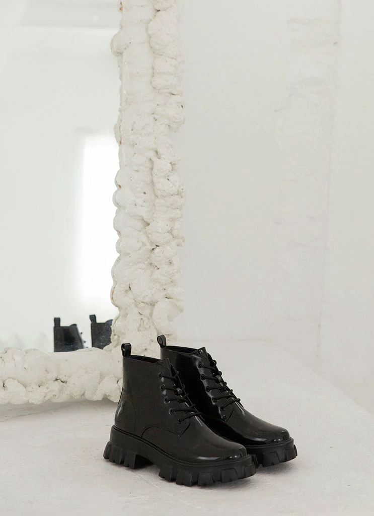 Cult Avenue - Dust To Dawn Boot - Black 3 Cult Avenue - Dust To Dawn Boot - Black