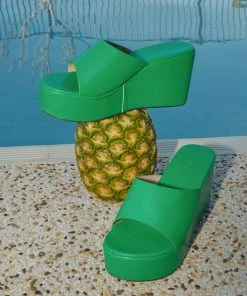 Cult Avenue - Villa Playa Mule Heel - Jade Green -Outerwear Shop Isle Escape Ecom Crops 13 1024x1024