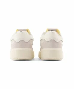 New Balance - 302 Sneaker - Sea Salt -Outerwear Shop NB4 1024x1024