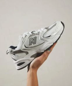Outerwear Shop 31 New Balance - 530 Sneaker - White