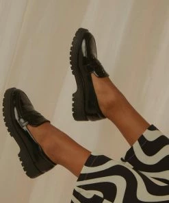 Cult Avenue - Lucinda Loafer - Gloss Black -Outerwear Shop NewAccessories 1 40 1024x1024
