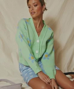 Peppermayo - Garden Memories Cardigan - Green -Outerwear Shop Peppermayo Casey 7.12.20 P4 26 454ed75f 8d36 45f0 9d20 b4778ac742d4 1024x1024