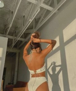 Vacancy Supply - Sundance High Waisted Bottoms - Coconut Milk -Outerwear Shop VAC SWIM HEATWAVE CROPS COCONUT 31 1024x1024