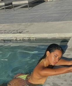 Vacancy Supply - Isle Triangle Bikini Top - Lime -Outerwear Shop VAC SWIM HEATWAVE CROPS LIME 32 1024x1024