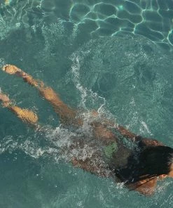 Vacancy Supply - Lagoon String Bottom - Lime -Outerwear Shop VAC SWIM HEATWAVE CROPS LIME 34 1024x1024