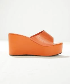 Cult Avenue - Villa Playa Mule Heel - Tangerine Croc 12 Cult Avenue - Villa Playa Mule Heel - Tangerine Croc -Outerwear Shop Villa Playa Mule 6 1024x1024