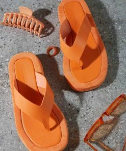 Cult Avenue - Style Muse Sandals - Orange -Outerwear Shop a0a5b0ef3c7449dcb2712725d23fd51d 1024x1024