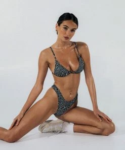 LaHana Swim - Piper Top - Pyschadelic Zebra -Outerwear Shop a36839b9e56345f7987e1dd89ad81b7e 1024x1024