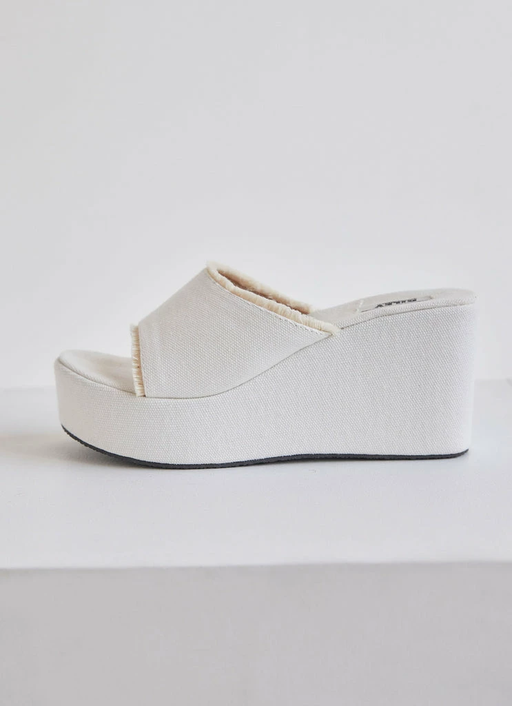 Riley Hubatka X Peppermayo - Siesta Fray Mule Heel - Creme 5 Riley Hubatka X Peppermayo - Siesta Fray Mule Heel - Creme - Image 3