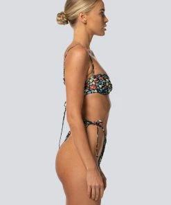 LaHana Swim - Scarlett Top - Dark Floral -Outerwear Shop b02de50f06114c7eaf22f757f8bb0cf6 1024x1024