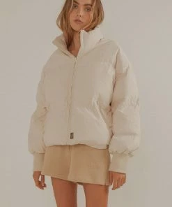 Vacancy Supply - Jetty Puffer Jacket - Coconut Milk