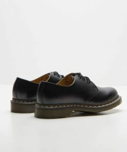 Dr. Martens - 1461 3 Eye Shoes - Black Smooth -Outerwear Shop bb60e901336d4a39b7c9593976bd1731 1024x1024