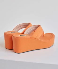 Riley Hubatka X Peppermayo - Castaway Platform Thong - Tangerine -Outerwear Shop bf77073d1e0841588bfe6deecb06659f 1024x1024