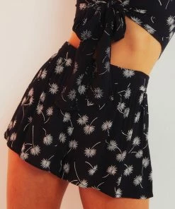 Outerwear Shop -Outerwear Shop c4c181ddbc7e43d393efe8f7ed35178b 1024x1024