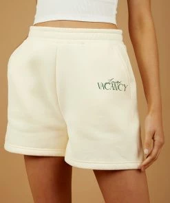 Vacancy Supply - The Club Short - Butter 11 Vacancy Supply - The Club Short - Butter -Outerwear Shop c9fa90334c7a46b49a788af575967c0e fe9092b0 f4ec 47d2 8797 a8d42098e6a7 1024x1024