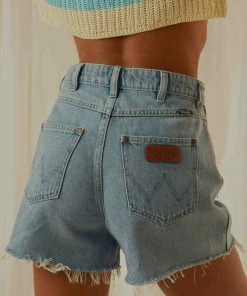 Wrangler - Hi Bells Short - Hempress -Outerwear Shop daea04cad8b84e6eb33ae2f9d363770d 1024x1024