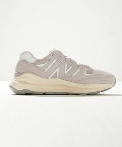 New Balance - 5740 Sneaker - Purple Taro -Outerwear Shop ef42793f7ff34b7994db25415eedd859 1024x1024