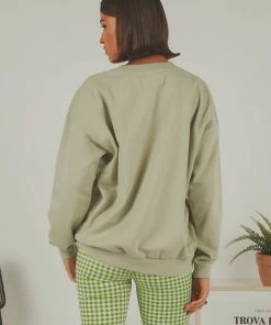 Wrangler - Afterglow OS Sweat - Sage -Outerwear Shop f18444e69cae40deb82a47684746ba05 1024x1024