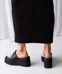 Cult Avenue - Yin Yang Mule - White -Outerwear Shop f60b770261e14979a720b68562a04648 1024x1024